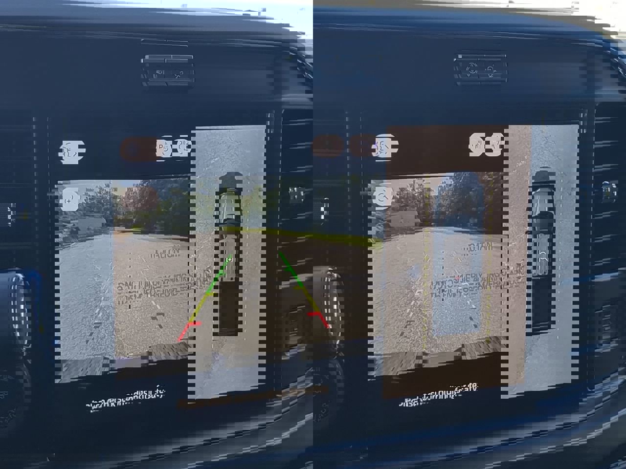 New 2026 Ford F250 Lariat w/ Black Appearance Package image 18