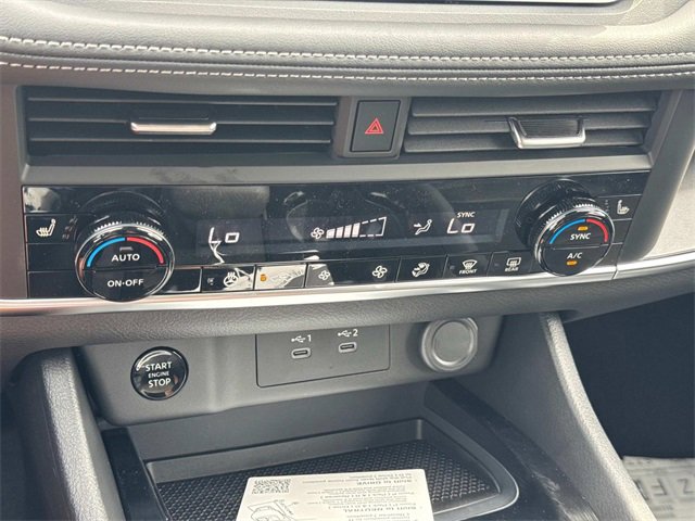 New 2026 Nissan Rogue SV image 32