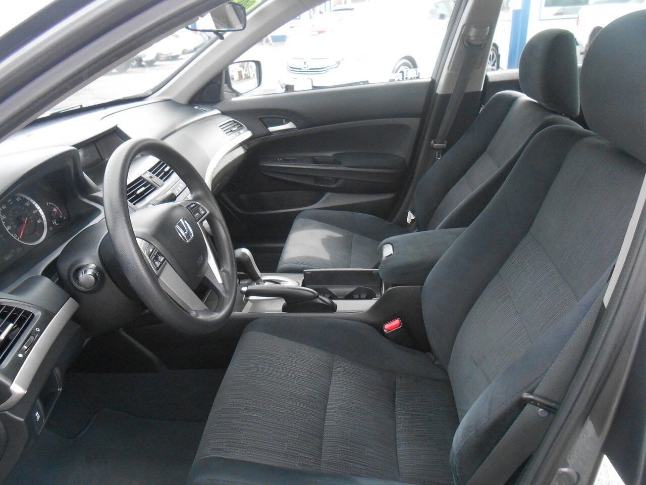 Used 2012 Honda Accord LX image 10
