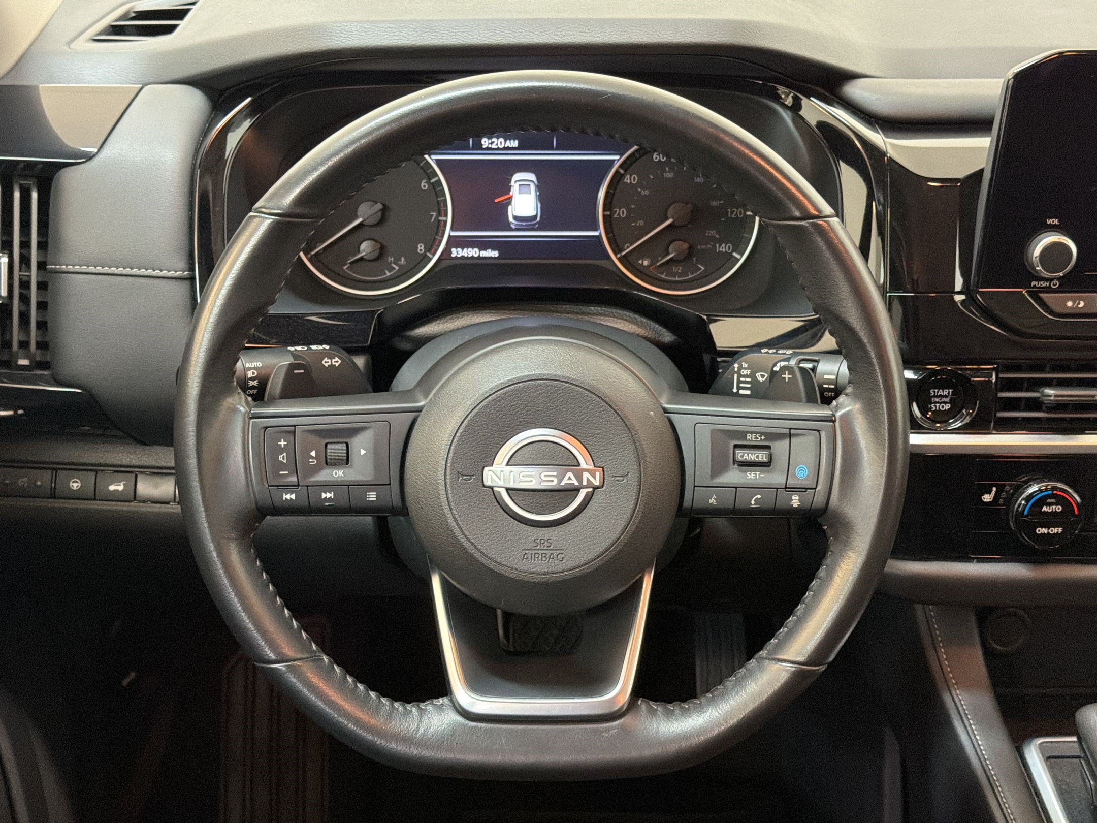 Used 2025 Nissan Pathfinder SV AWD/4WD image 11