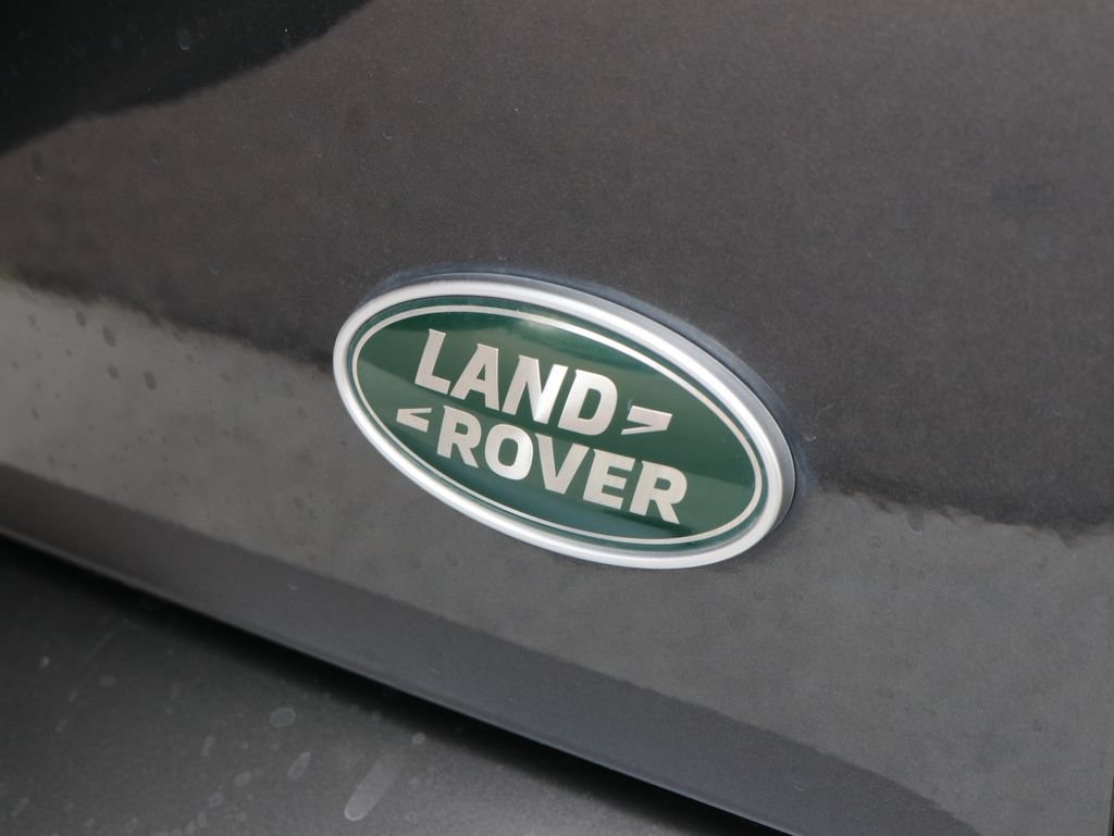 Used 2023 Land Rover Defender 110 X-Dynamic SE AWD/4WD image 35