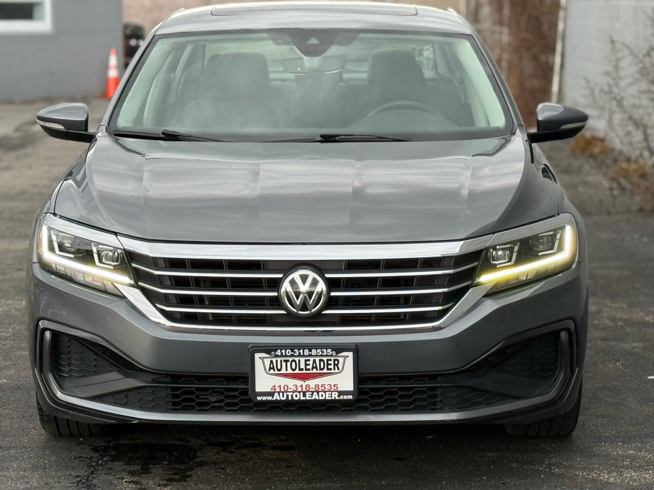 Used 2020 Volkswagen Passat 2.0T R-Line image 8