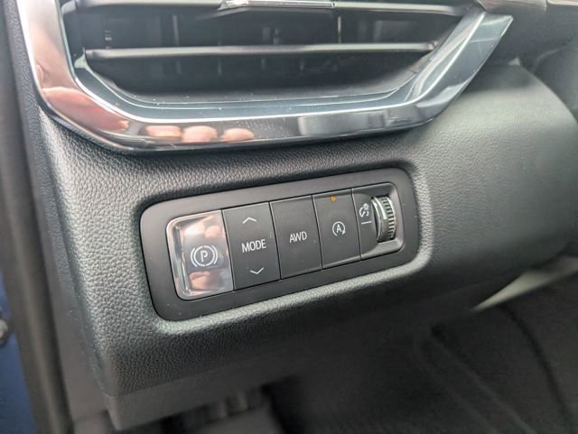 New 2026 GMC Acadia Denali w/ Super Cruise Package image 16