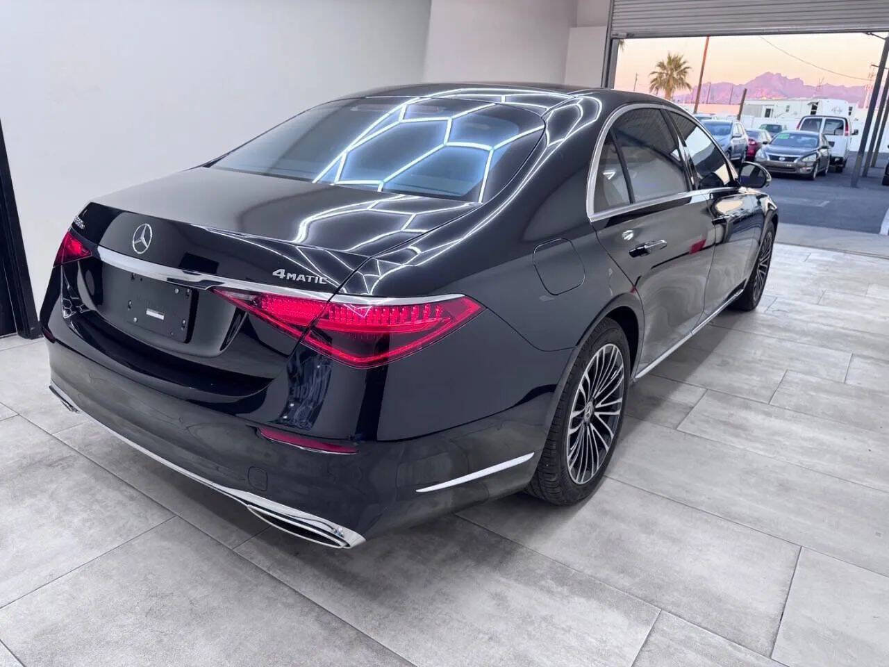 Used 2023 Mercedes-Benz S 580e 4MATIC Sedan w/ Warmth & Comfort Package image 4