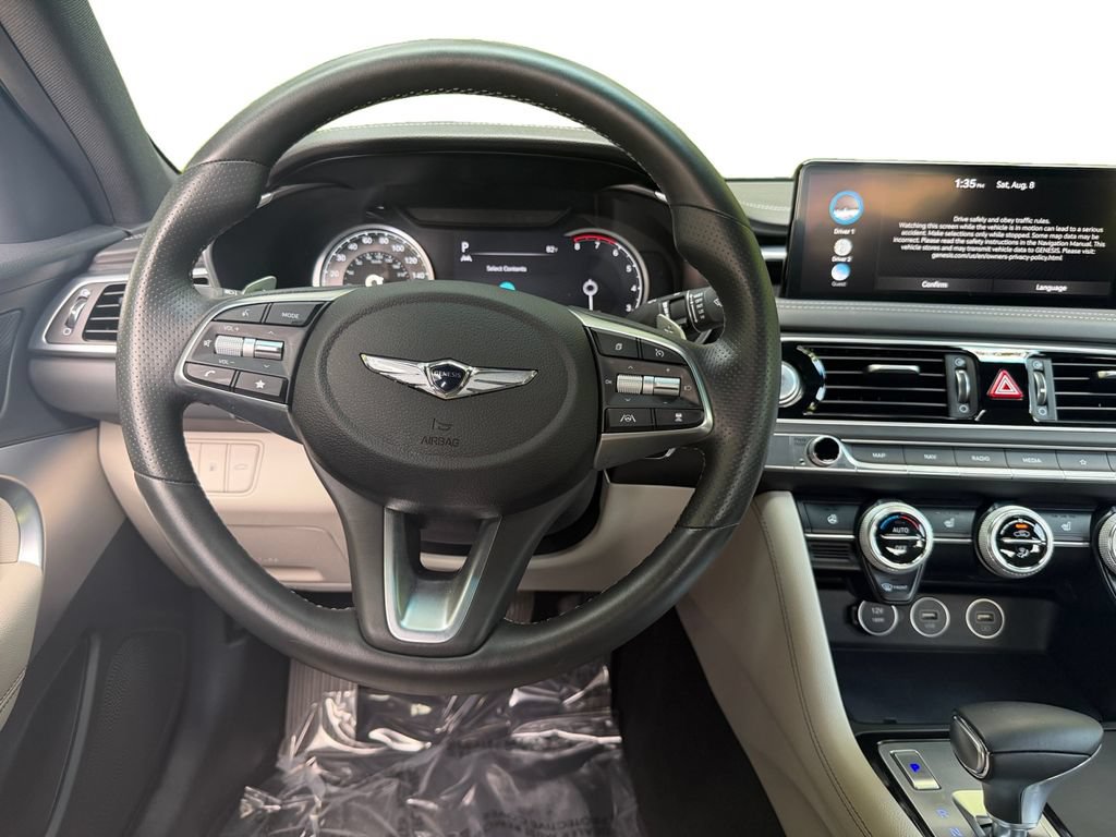 Used 2023 Genesis G70 2.0T AWD/4WD image 10