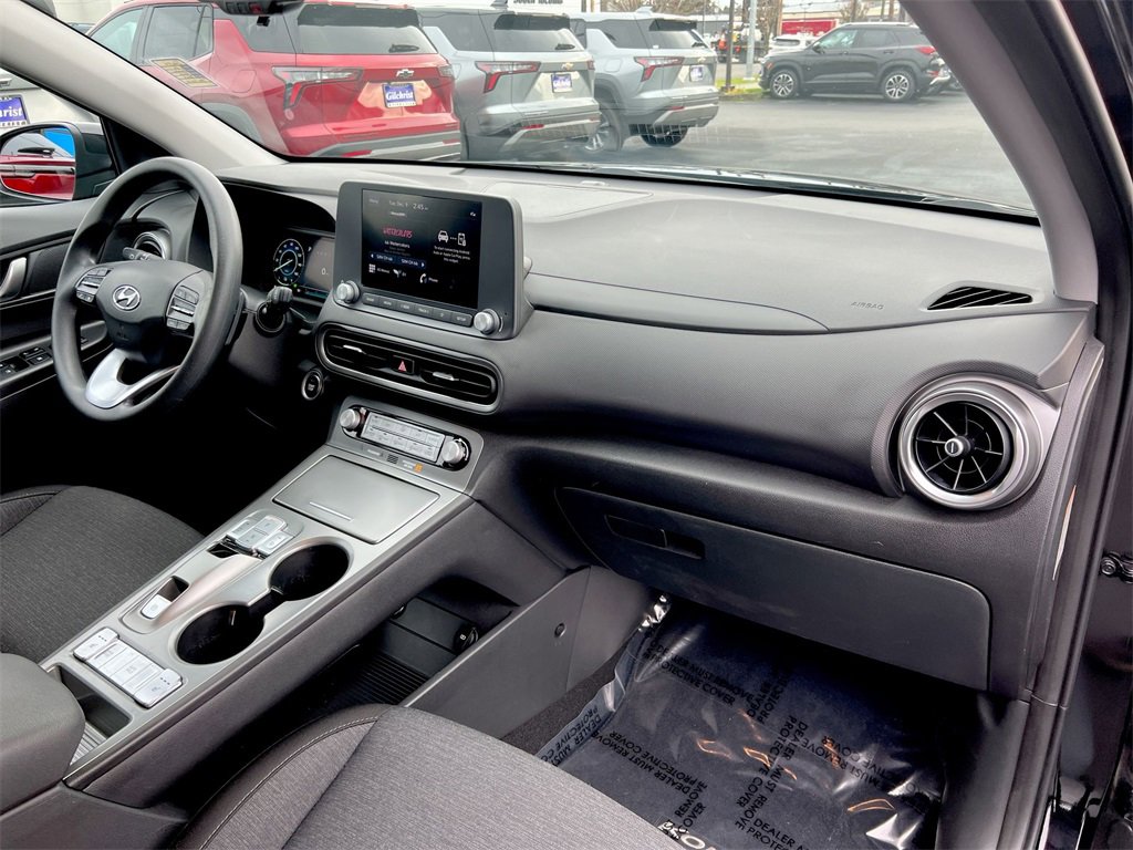 Used 2023 Hyundai Kona SE image 23