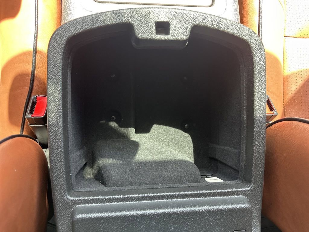 Used 2012 Chevrolet Avalanche LT image 7