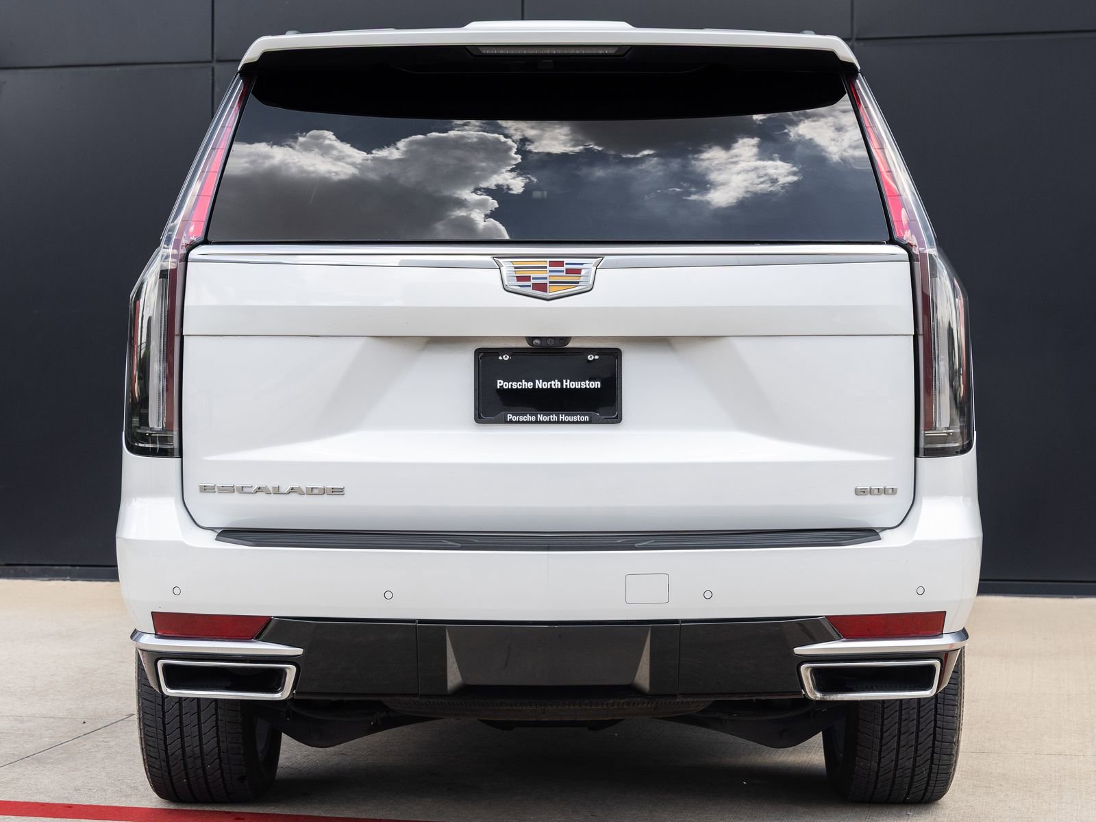 Used 2023 Cadillac Escalade Premium Luxury w/ LPO, Floor Liner Package AWD/4WD image 7