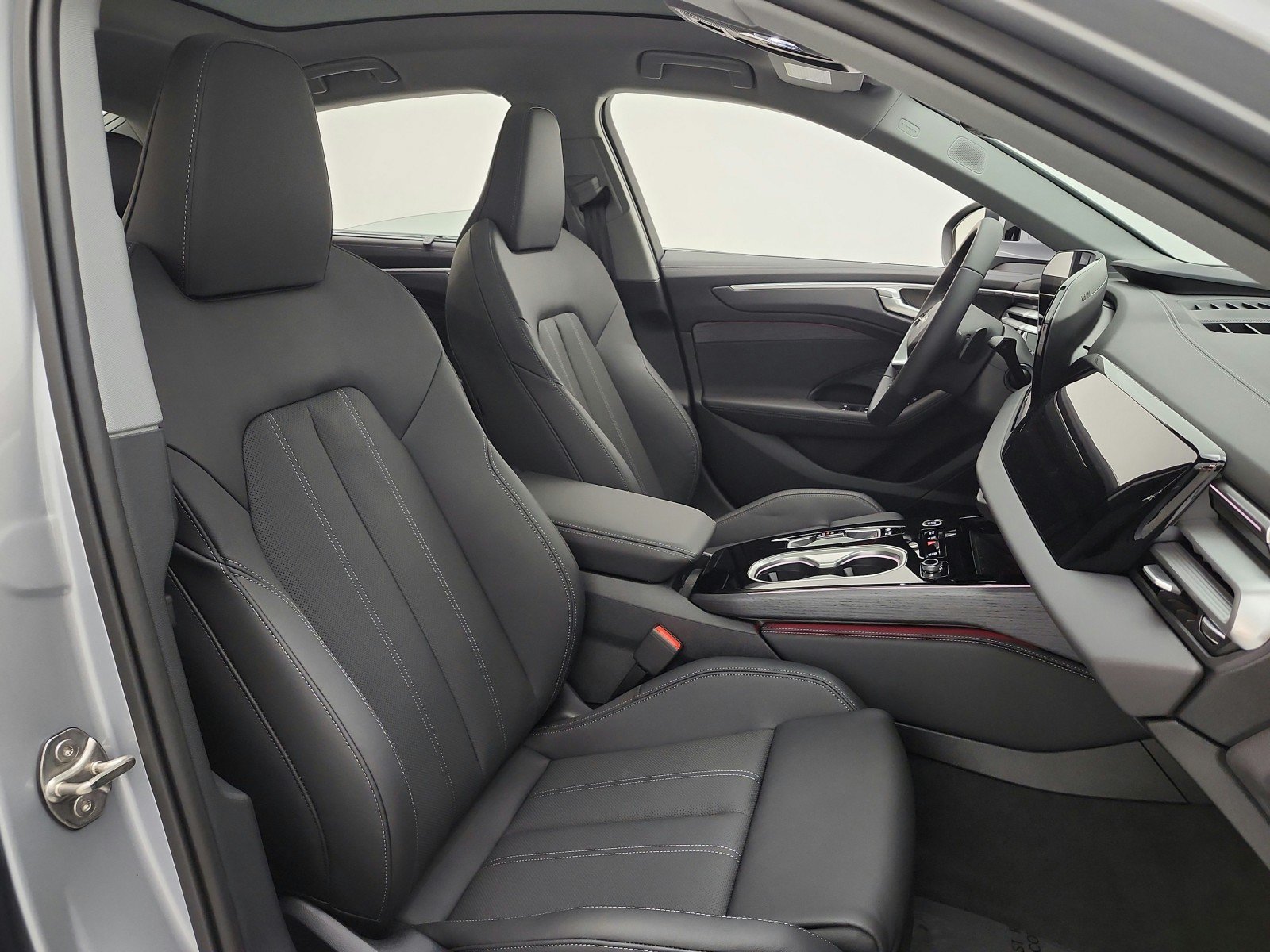 New 2026 Audi A6 Premium Plus AWD/4WD image 12