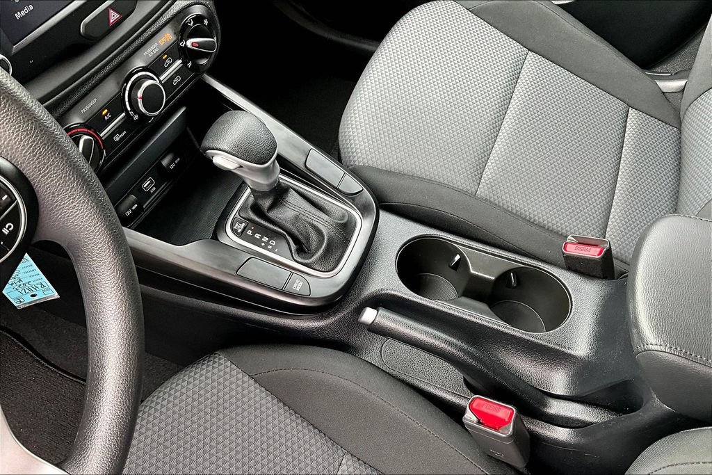 Used 2023 Kia Soul LX w/ Option Group 015 FWD image 18