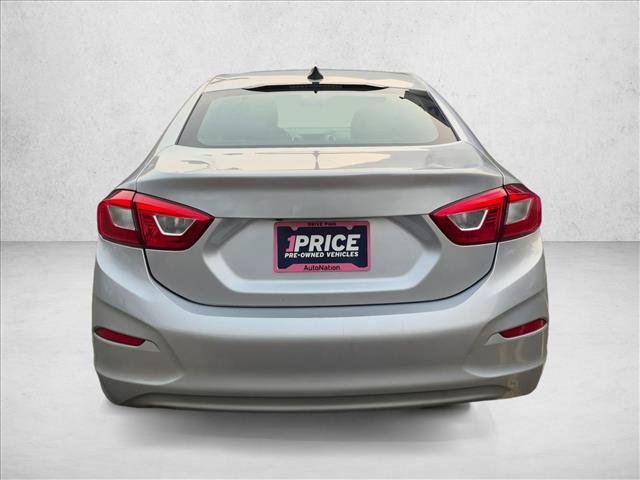 Used 2018 Chevrolet Cruze LS FWD image 7