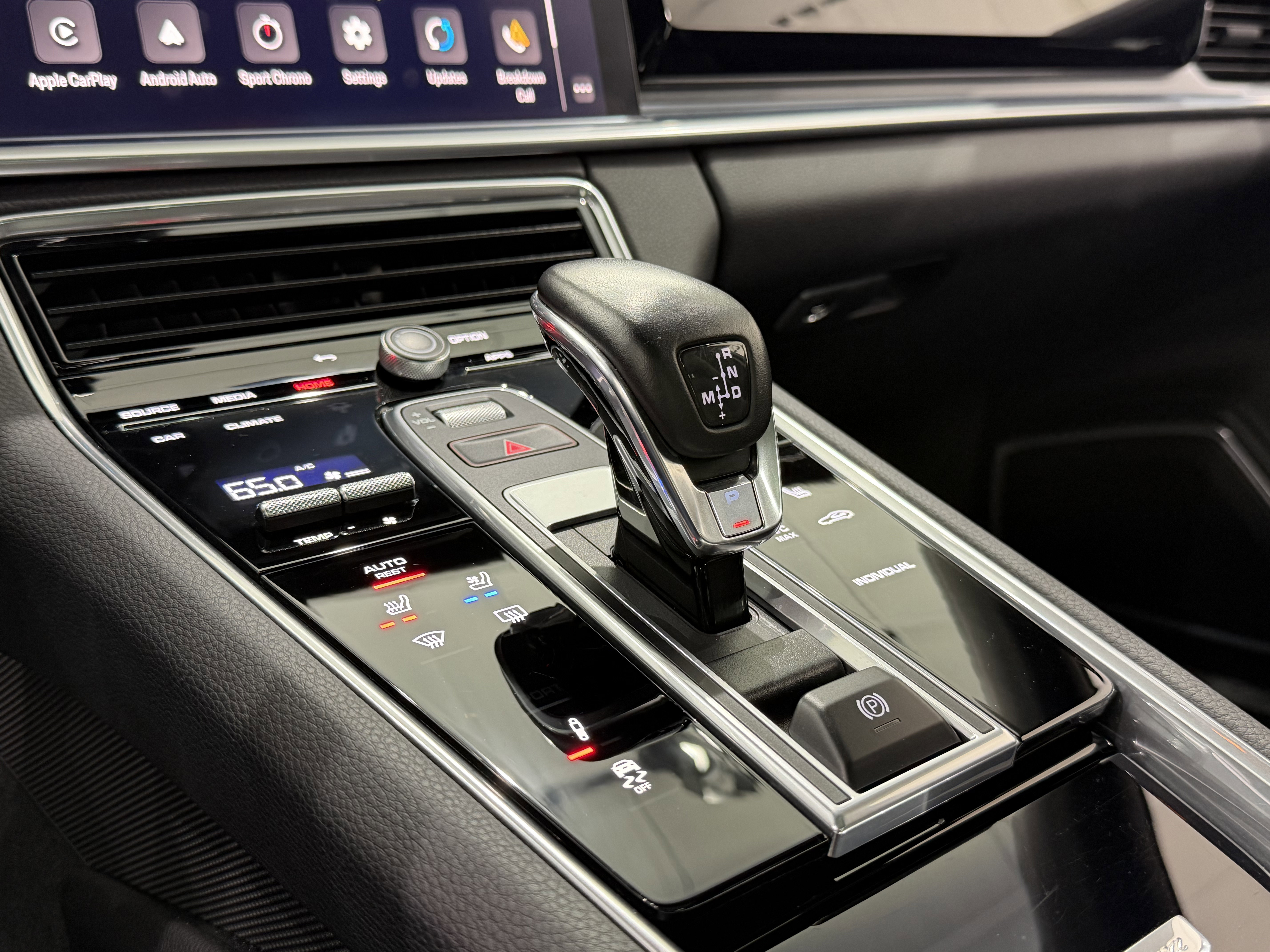 Certified 2023 Porsche Panamera 4 image 35