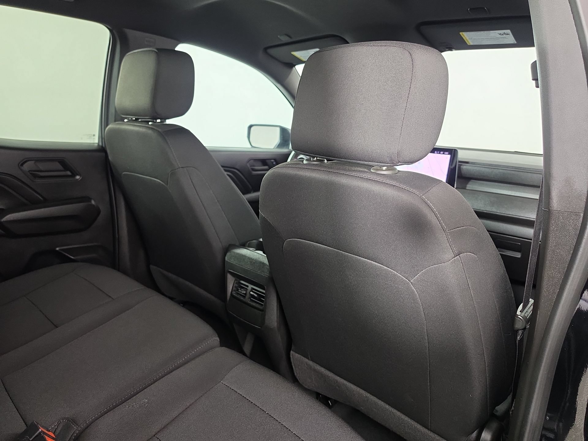 Used 2024 Chevrolet Colorado Trail Boss w/ Technology Package AWD/4WD image 38