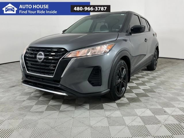 Used 2024 Nissan Kicks S FWD image 1