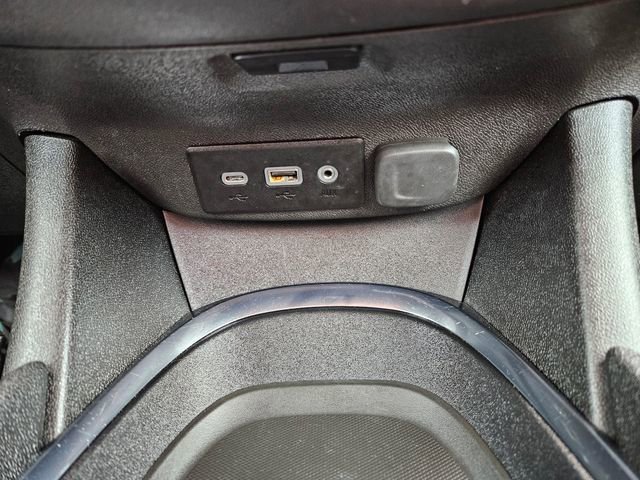 Used 2023 Chevrolet Malibu LT FWD image 27