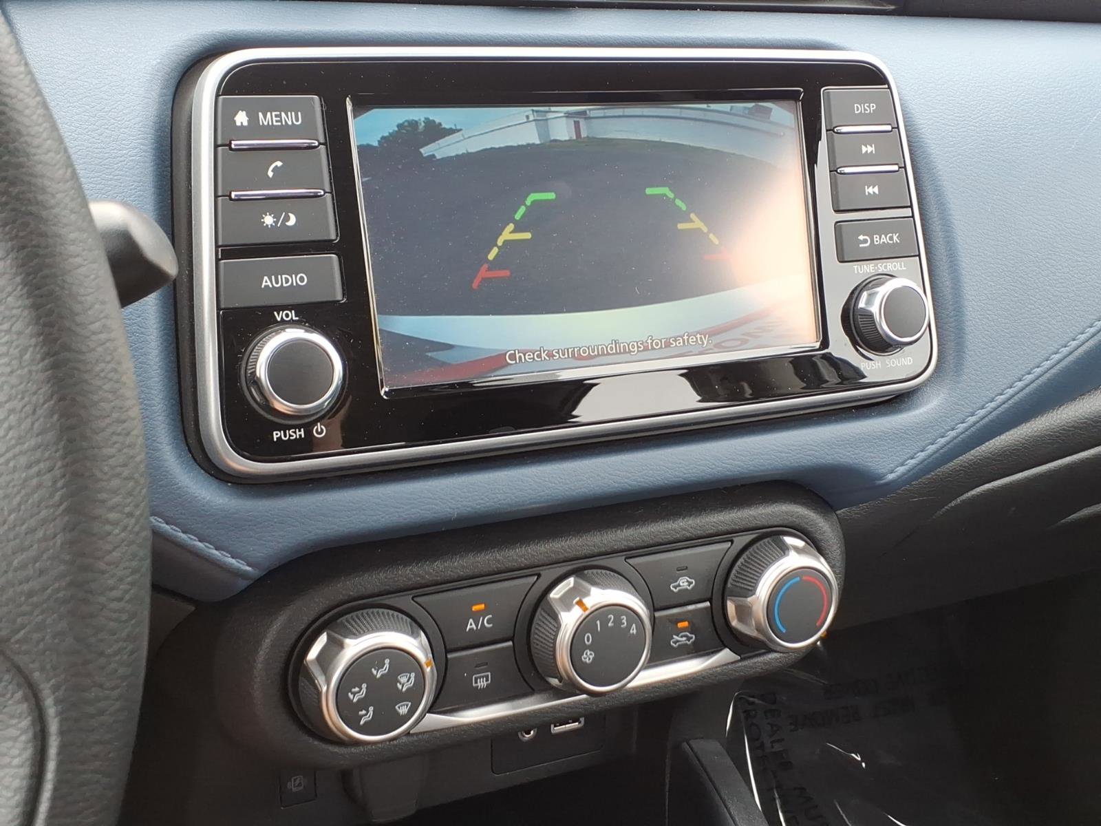 Certified 2025 Nissan Versa SV FWD image 21