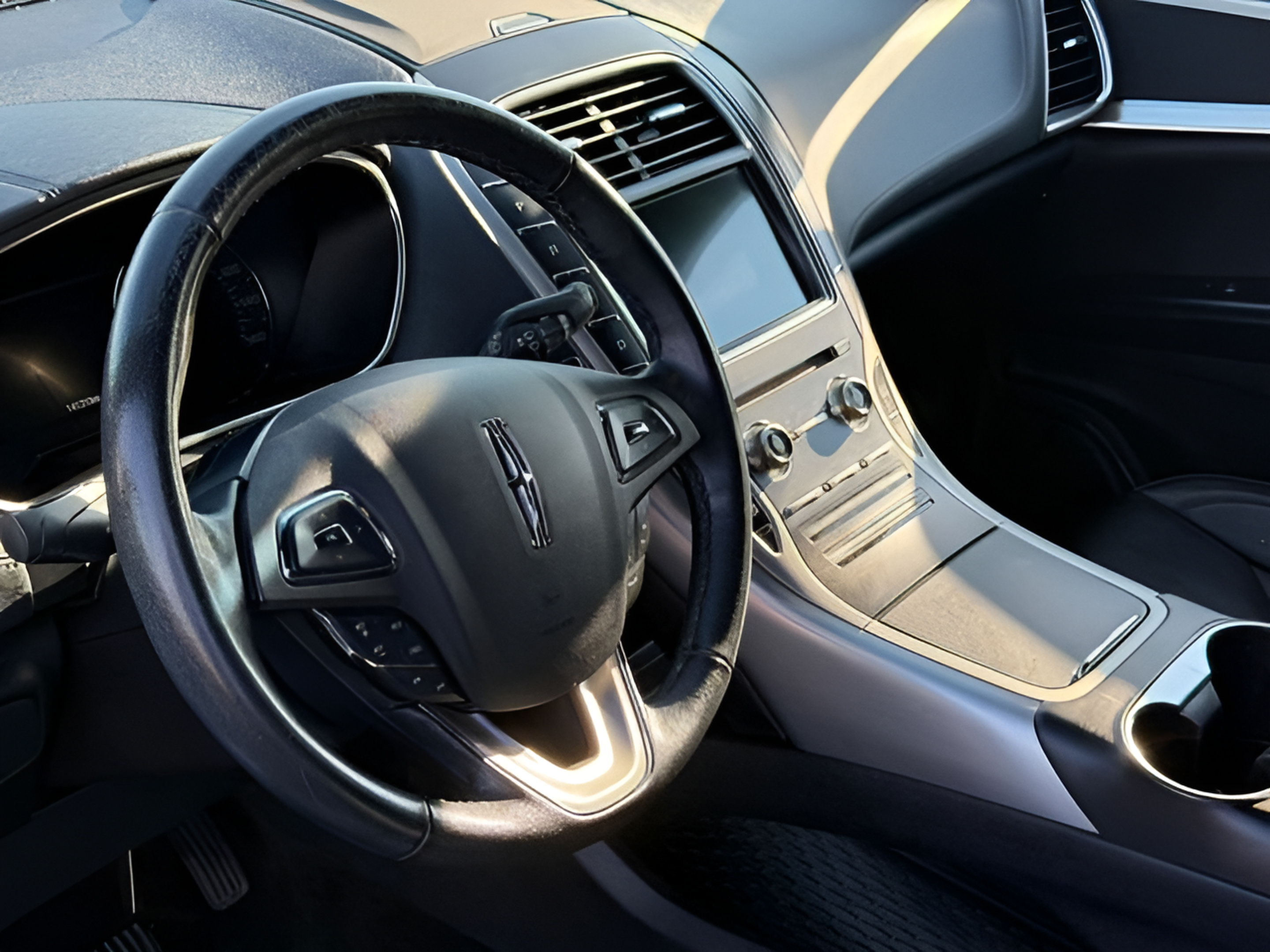 Used 2016 Lincoln MKX Premiere AWD/4WD image 18