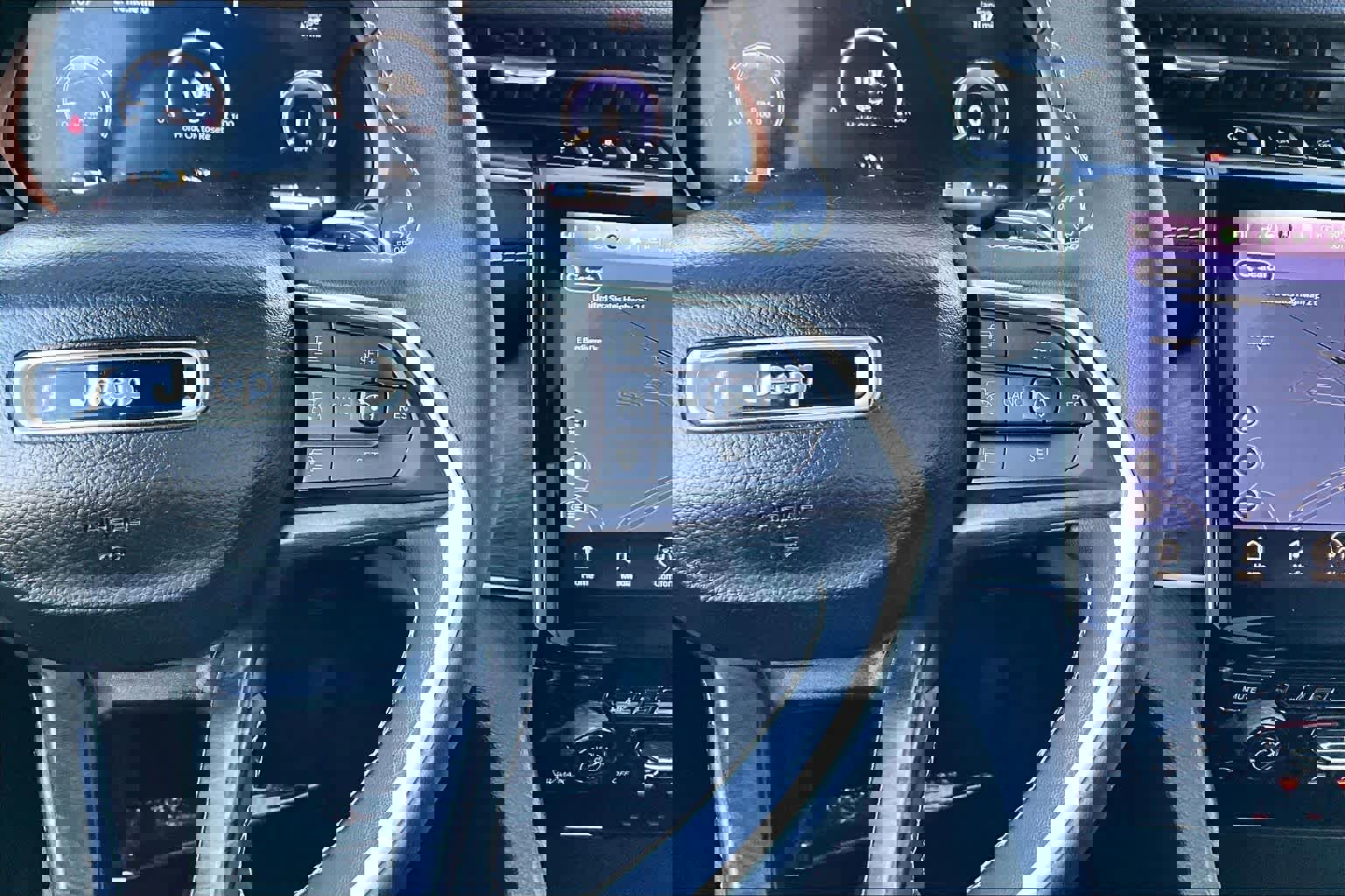 Used 2023 Jeep Grand Cherokee L Limited image 26