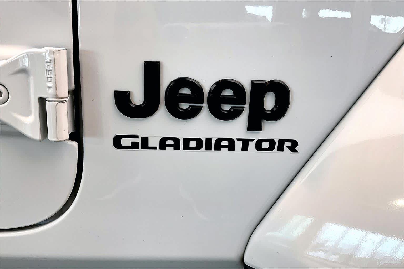 Used 2022 Jeep Gladiator Sport AWD/4WD image 10