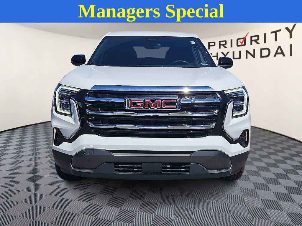 Used 2026 GMC Terrain Elevation AWD/4WD image 2