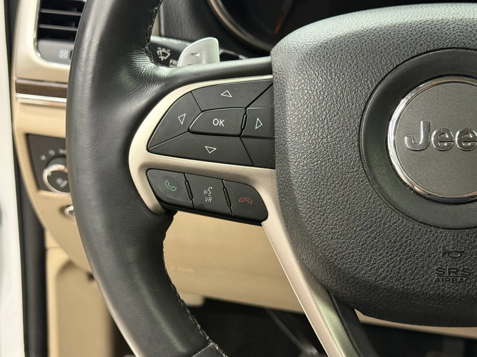 Used 2015 Jeep Grand Cherokee Limited AWD/4WD image 31