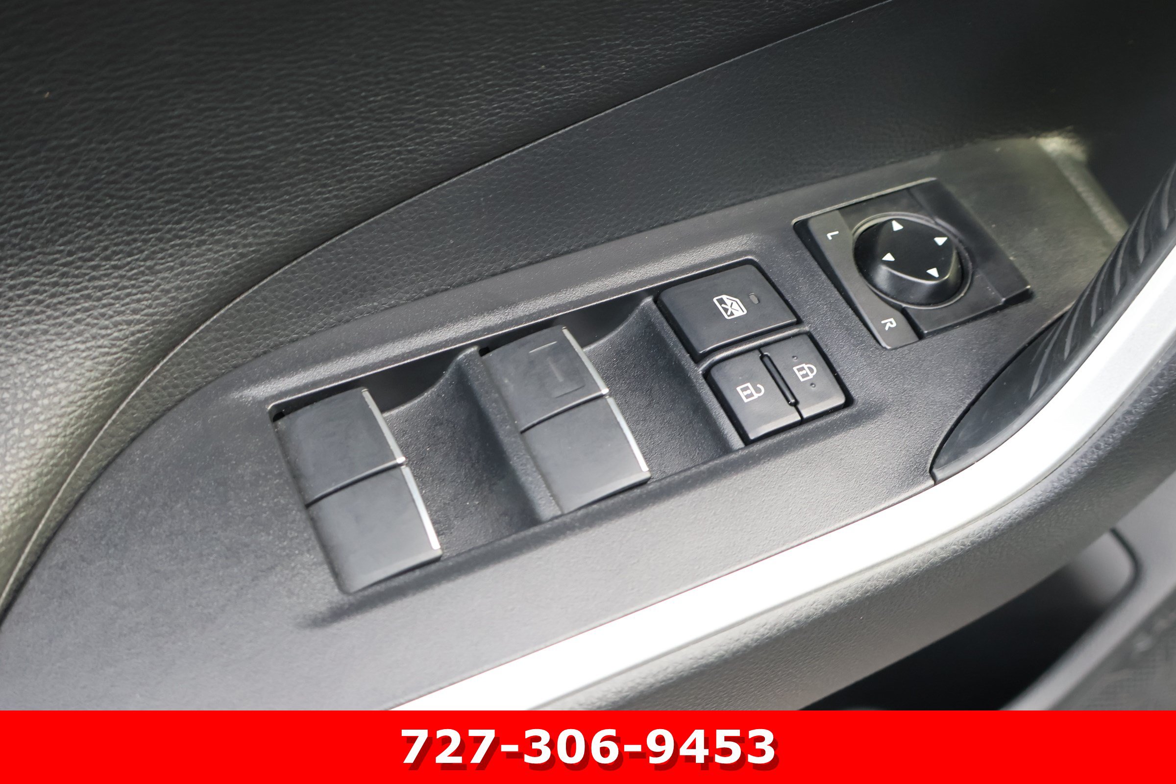 Used 2021 Toyota RAV4 XSE w/ Weather Package AWD/4WD image 17