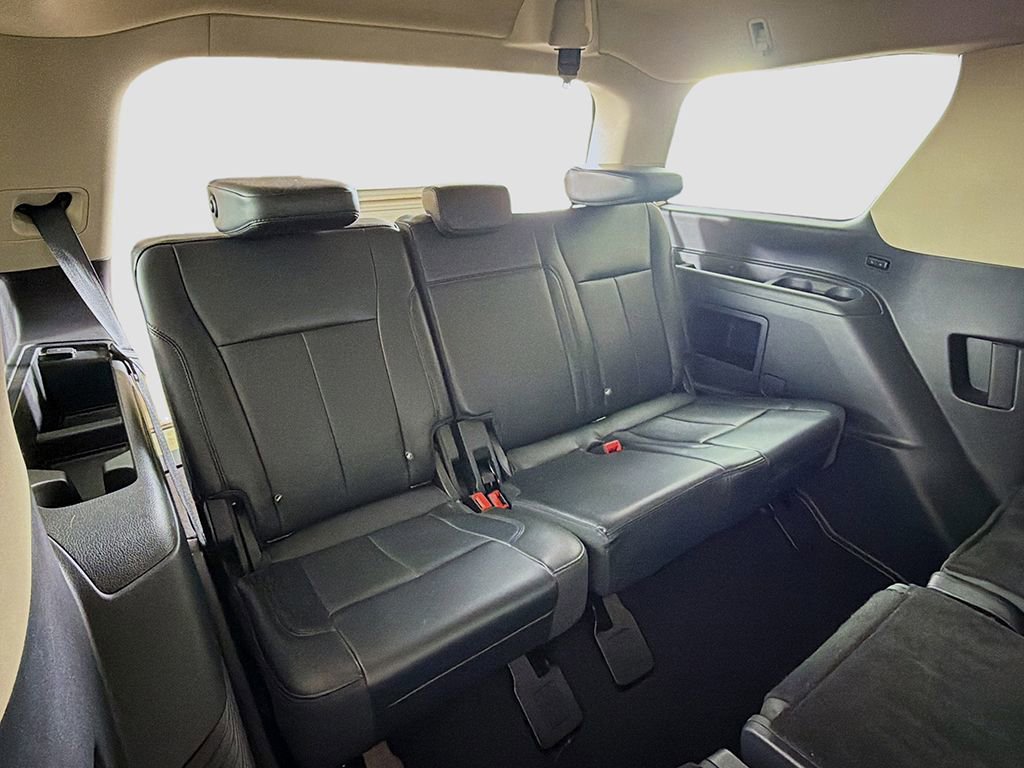 Used 2024 Ford Expedition XLT image 27