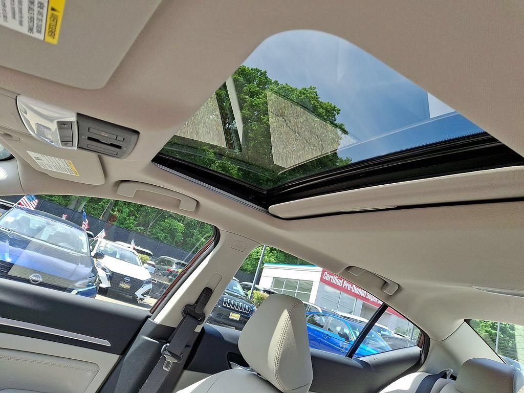 Certified 2023 Nissan Altima 2.5 SL FWD image 17