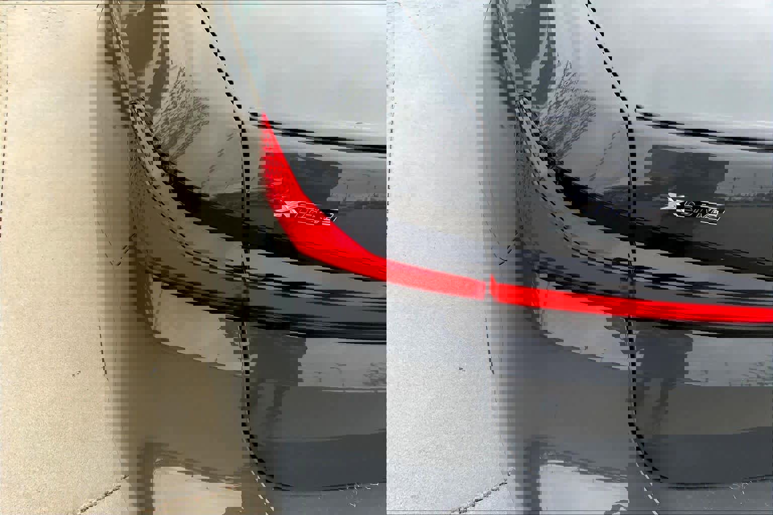 Certified 2025 BMW 760i xDrive w/ Executive Package AWD/4WD image 27