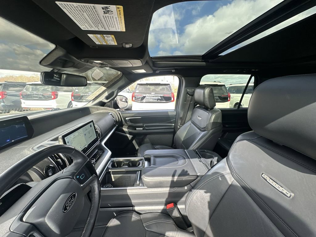 Used 2025 Ford Expedition Max Platinum w/ Stealth Performance Package AWD/4WD image 11