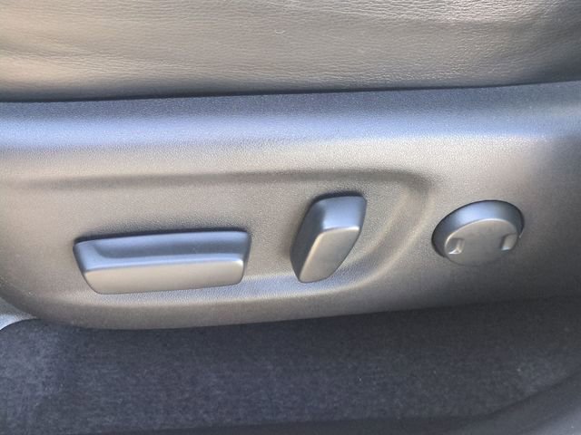 Used 2017 Toyota RAV4 SE image 15