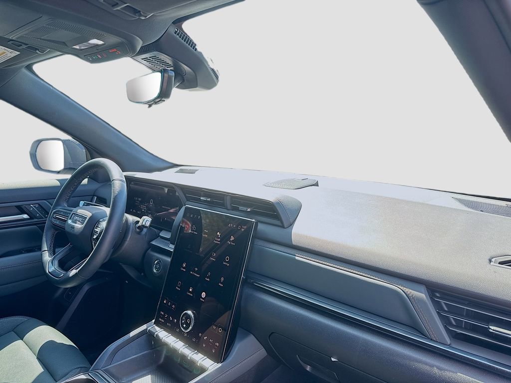 Used 2026 GMC Terrain AT4 w/ Convenience Package III image 24