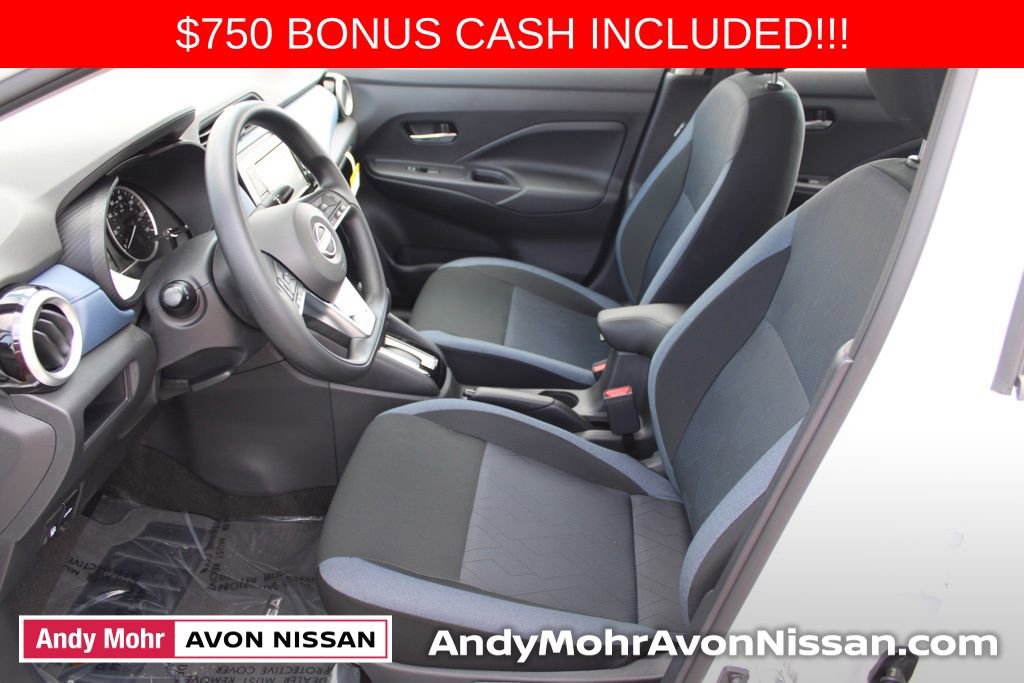 New 2025 Nissan Versa SV w/ Trunk Package image 7