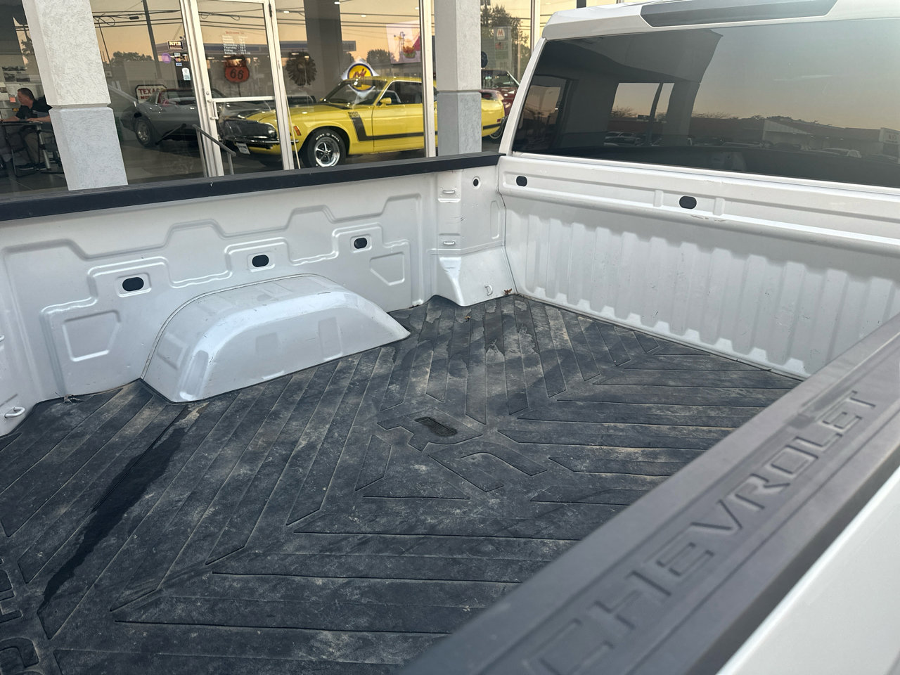 Used 2020 Chevrolet Silverado 1500 LT w/ All-Star Edition image 9