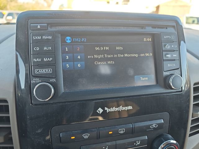 Used 2015 Nissan Titan SV w/ SV Value Truck Package image 18