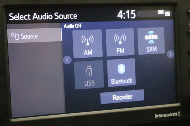 Used 2021 Toyota RAV4 LE image 28