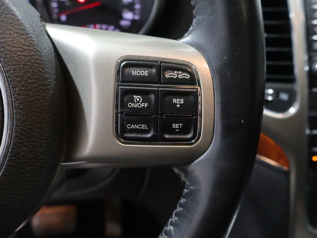Used 2012 Jeep Grand Cherokee Overland AWD/4WD image 39