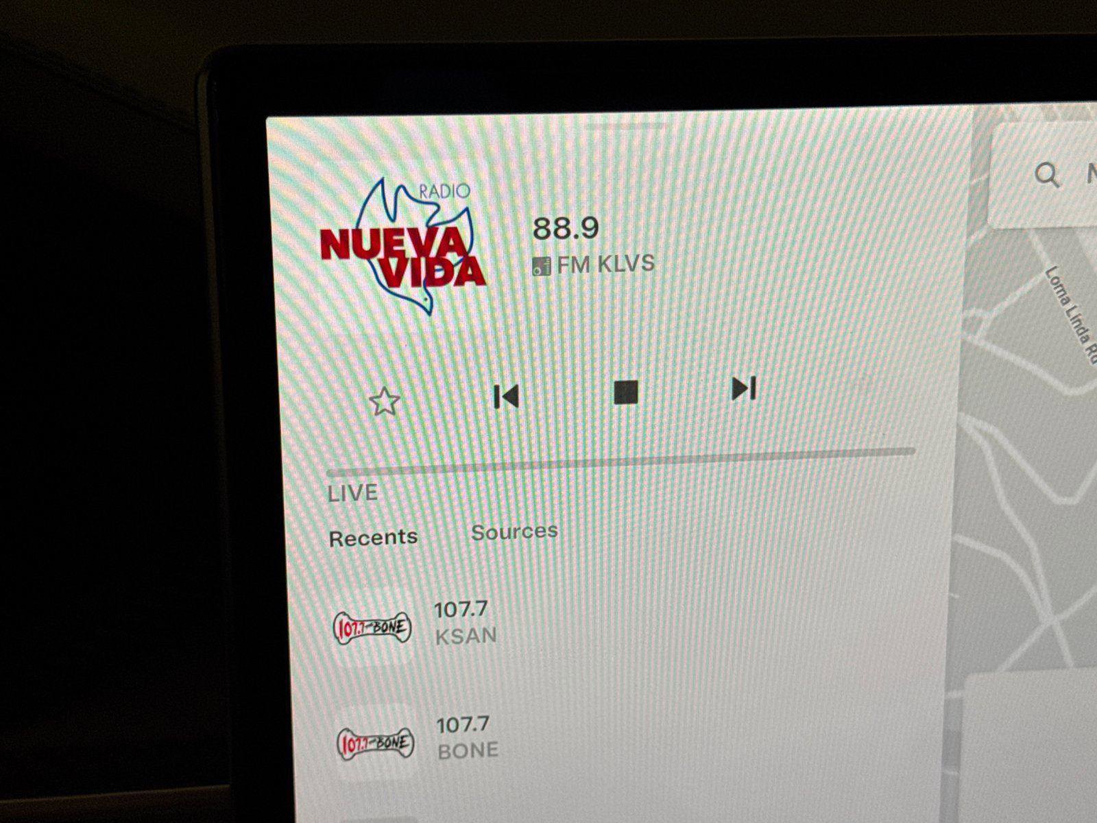 Used 2022 Tesla Model X Plaid image 17