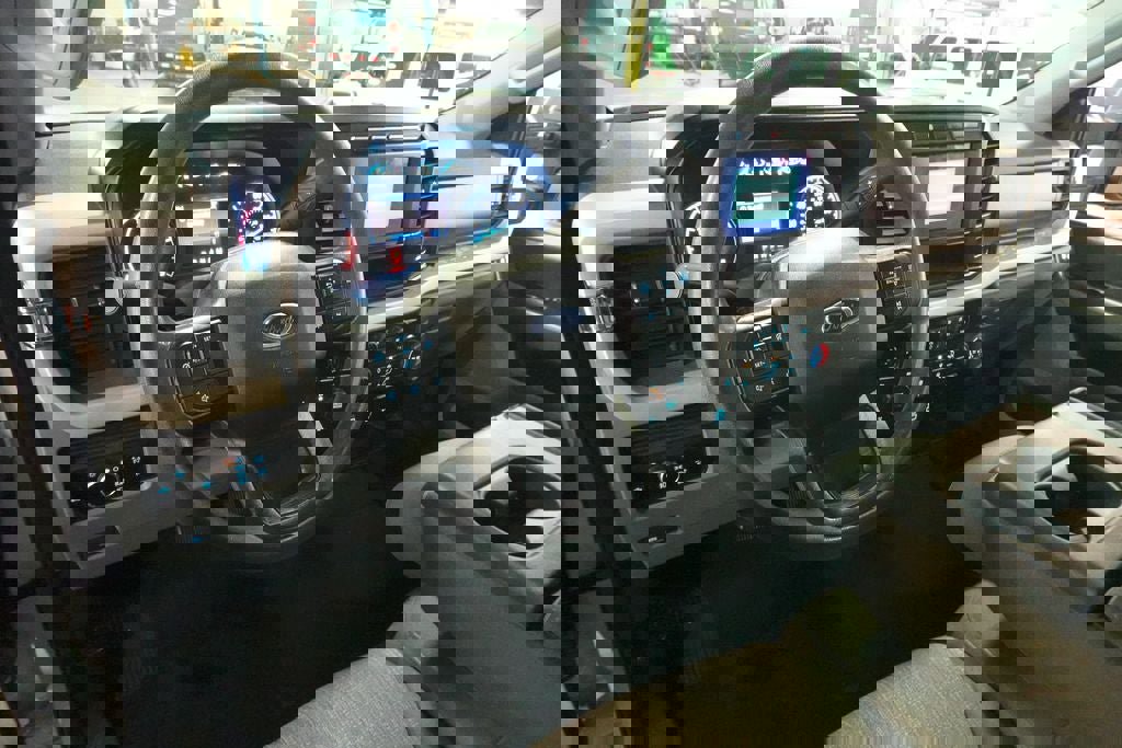 Used 2024 Ford F250 XLT AWD/4WD image 22