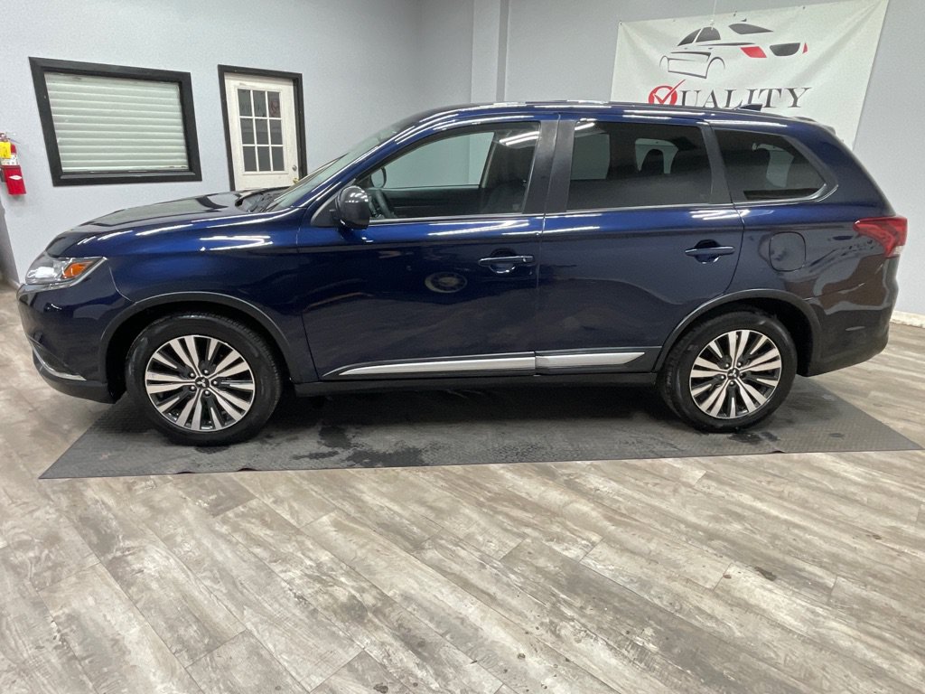 Used 2020 Mitsubishi Outlander ES FWD image 7