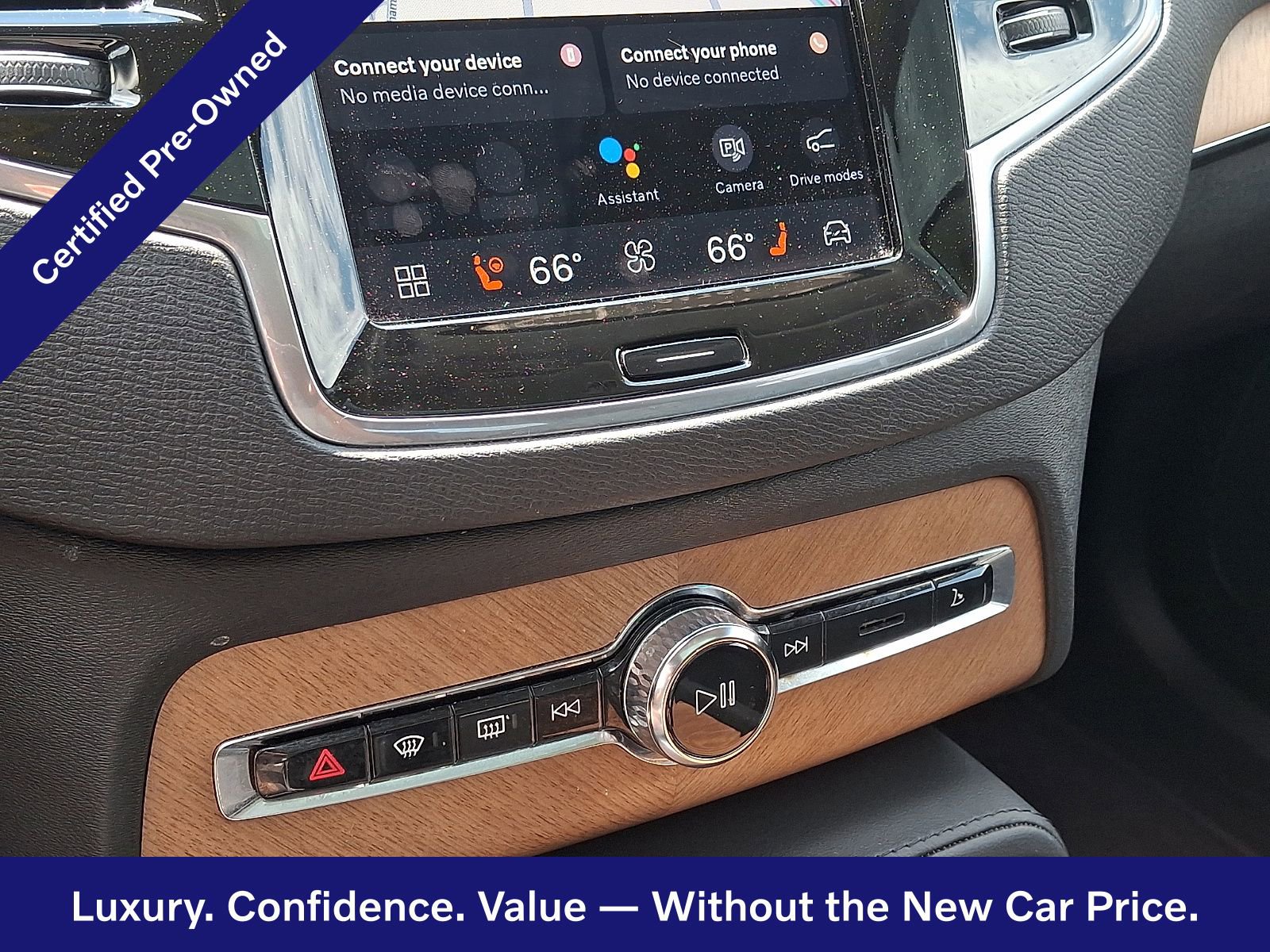 Certified 2024 Volvo XC90 B5 Plus AWD/4WD image 17