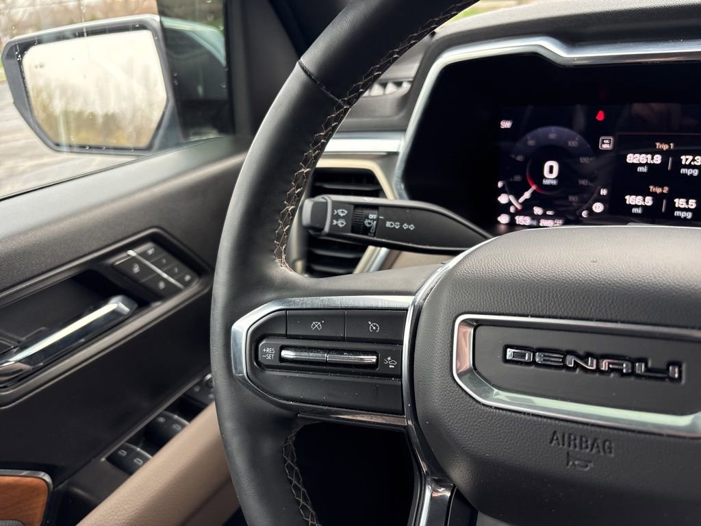 Used 2025 GMC Canyon Denali image 35