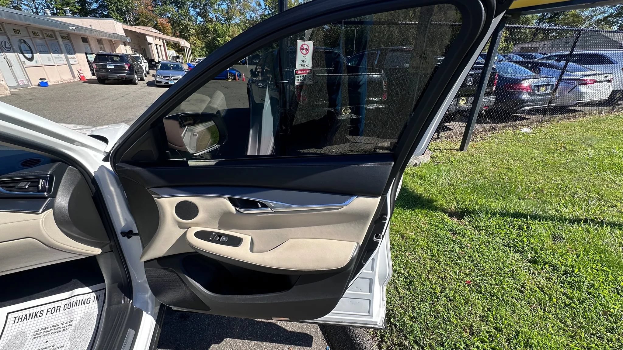 Used 2019 INFINITI QX50 Pure AWD/4WD image 36