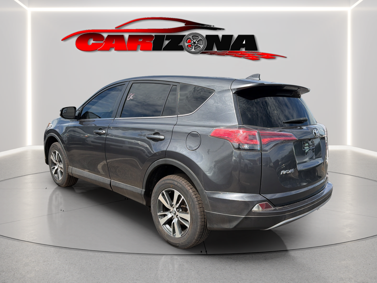 Used 2018 Toyota RAV4 XLE FWD image 9