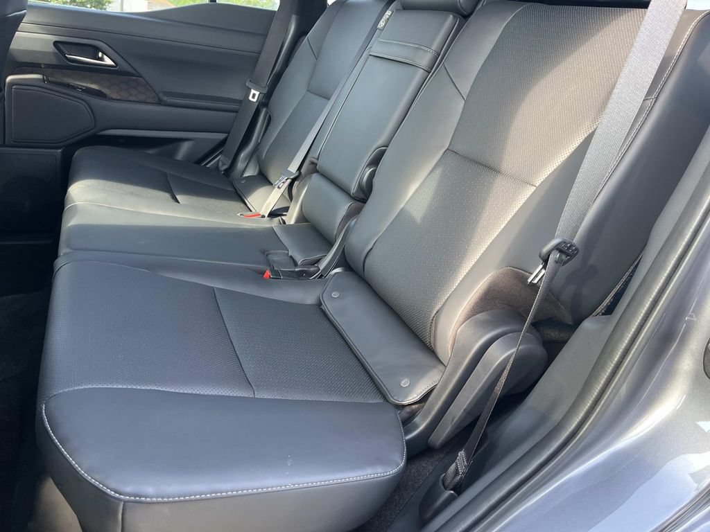 Used 2024 Lexus GX 550 w/ Accessory Package (2T) AWD/4WD image 10