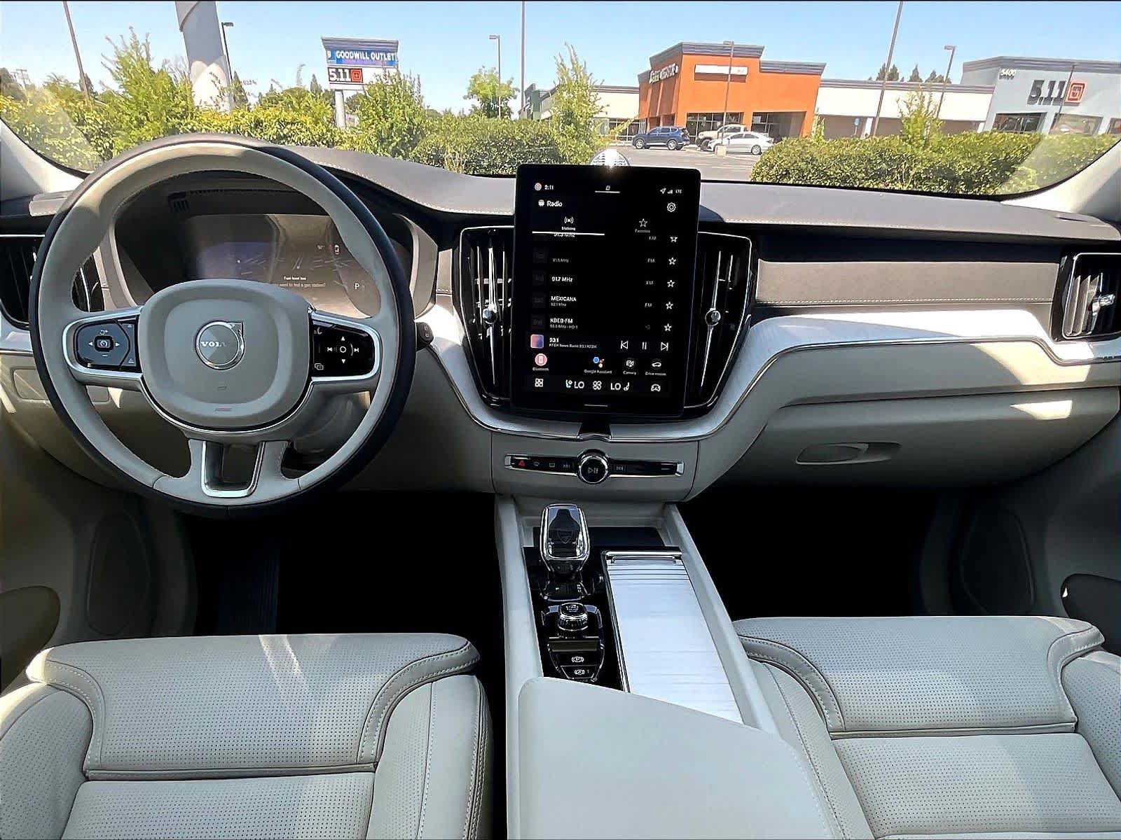 New 2026 Volvo XC60 B5 Ultra w/ Climate Package AWD/4WD image 6