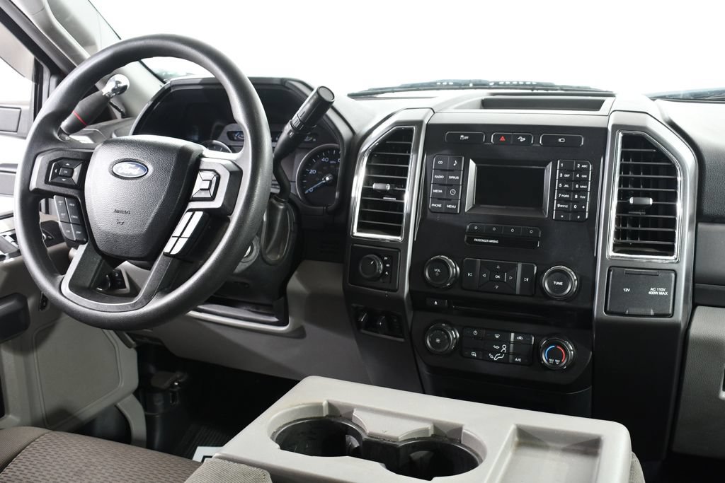 Used 2017 Ford F350 XLT AWD/4WD image 8