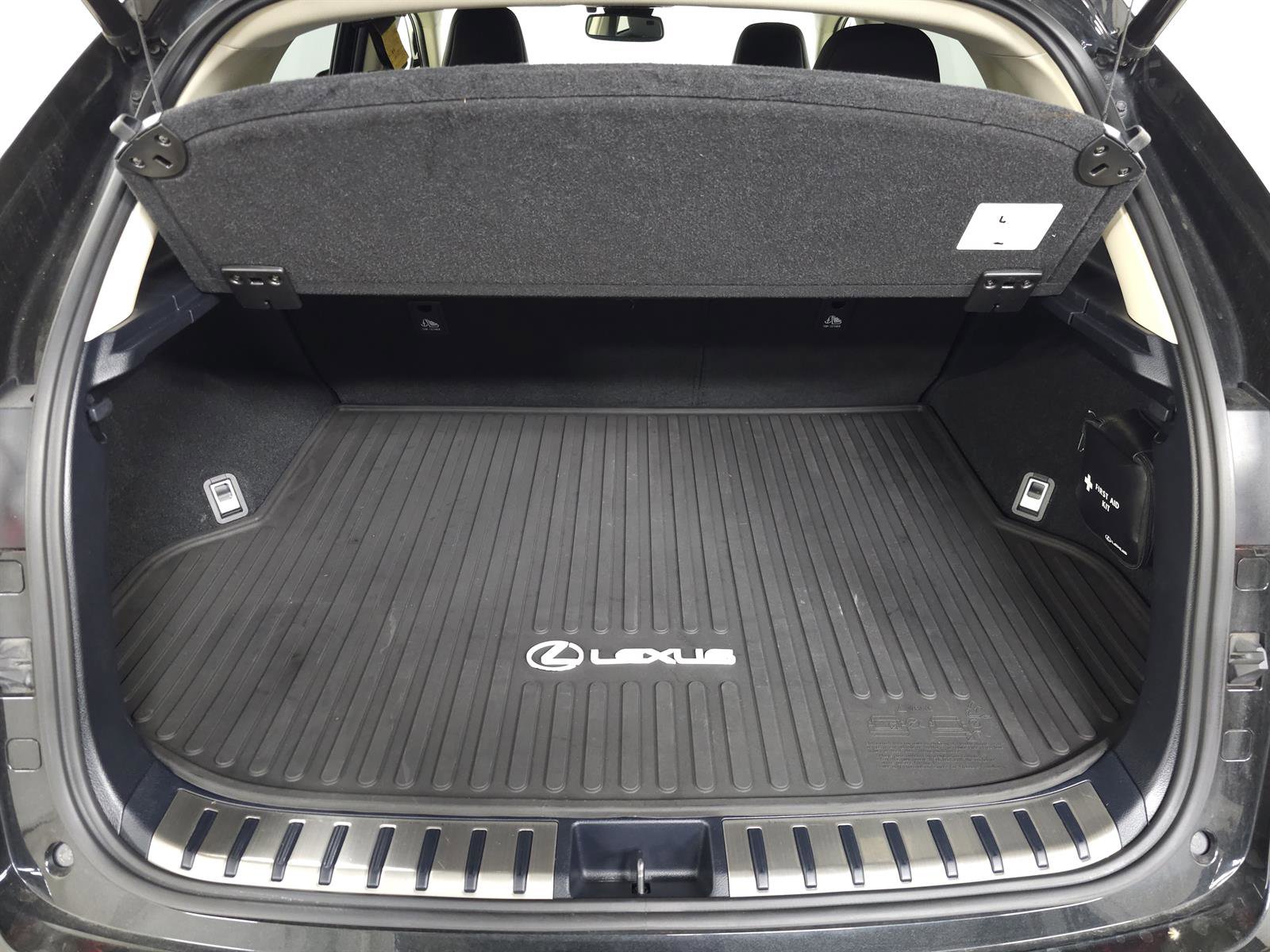 Certified 2020 Lexus NX 300h AWD w/ Premium Package image 7