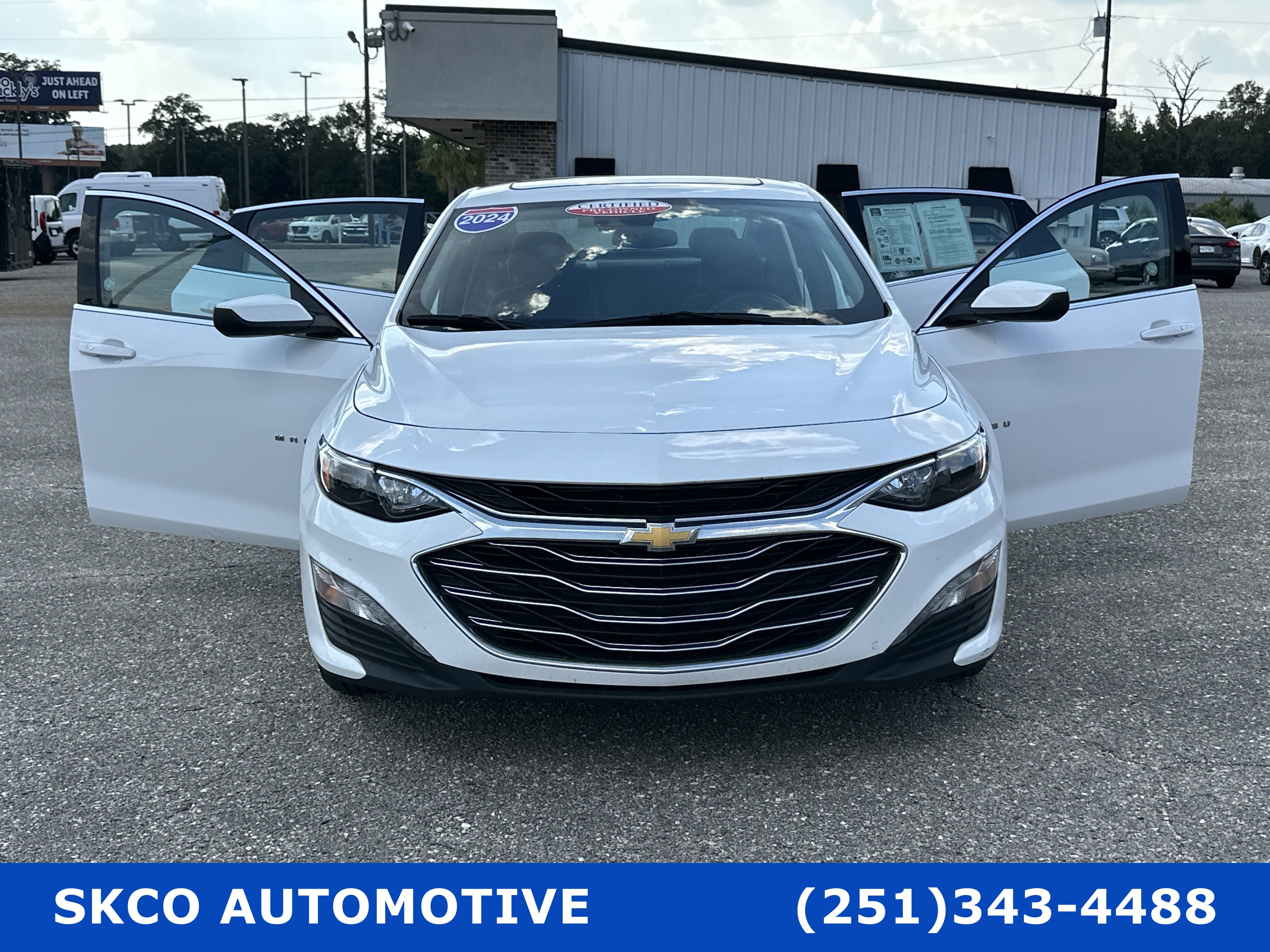 Used 2024 Chevrolet Malibu LT image 35