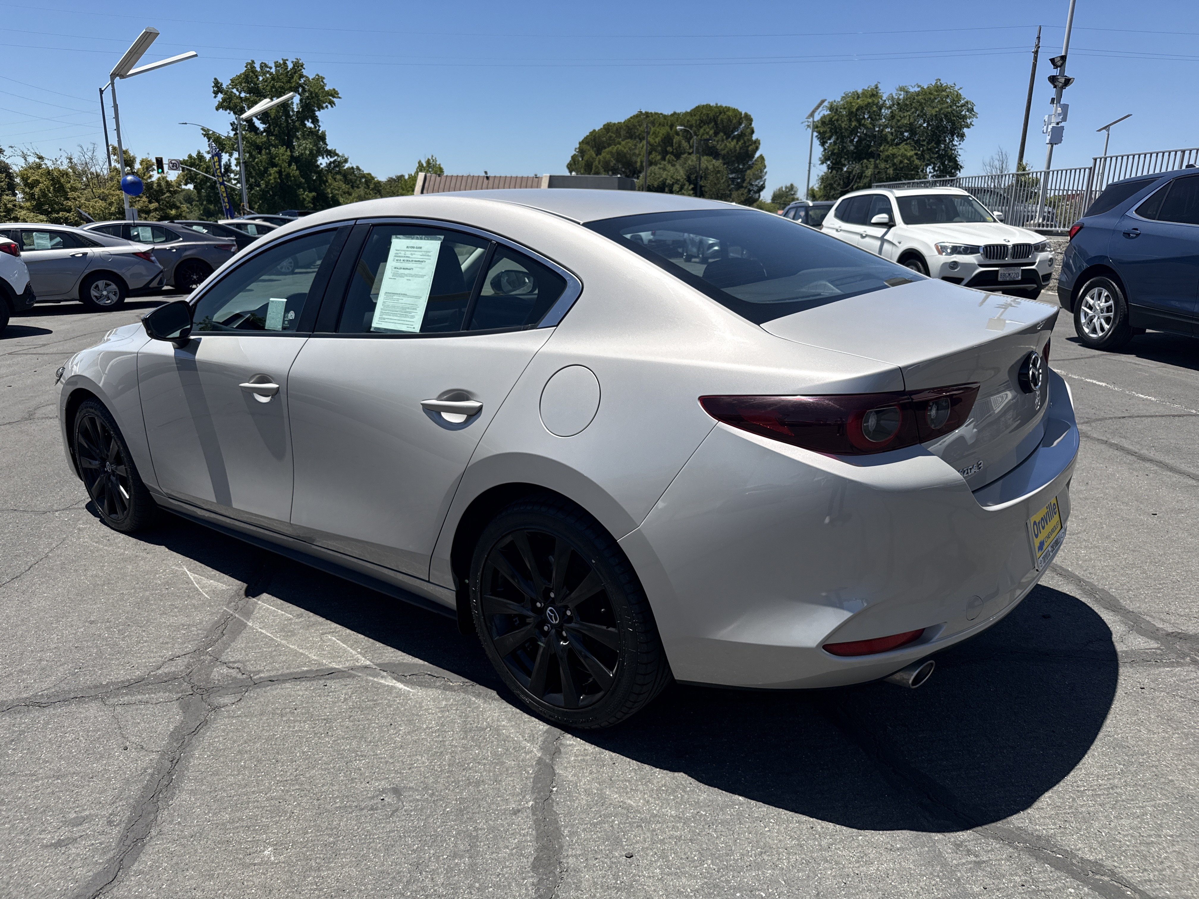 Used 2024 MAZDA MAZDA3 s FWD image 3
